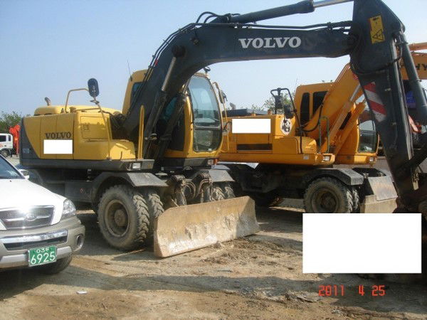 Абдушукур Дониев