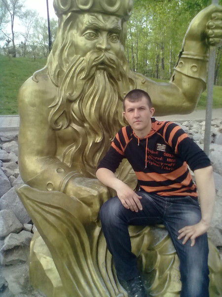 Максим Захаров