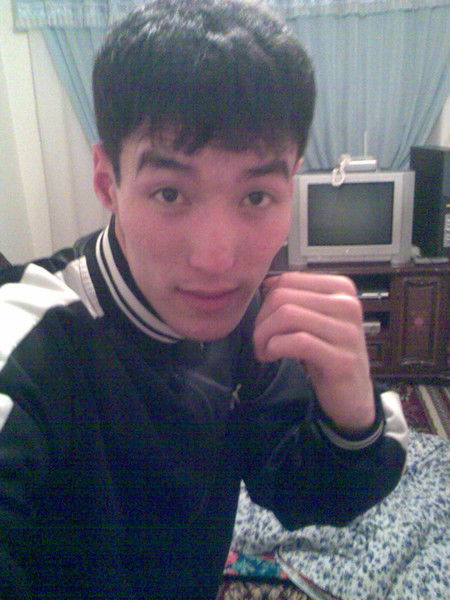 Жандос Есенов