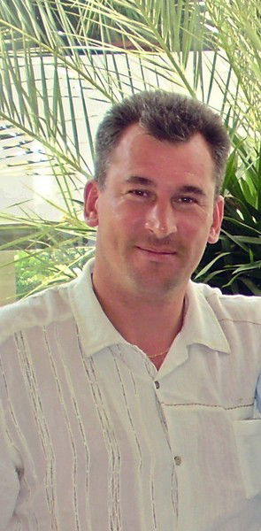 Олег Канаев