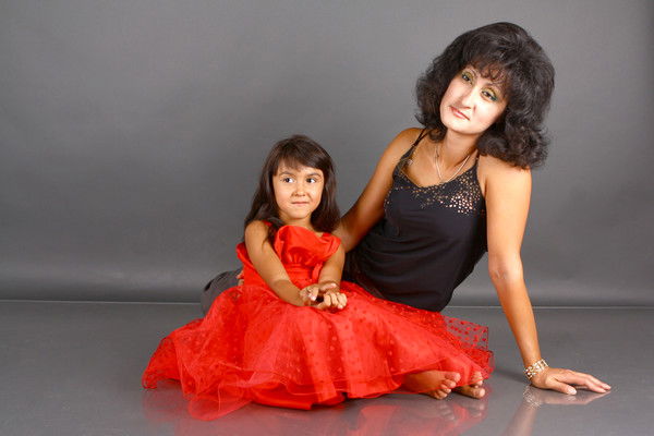 Елена Серопян