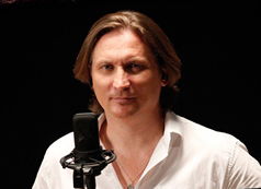 Александр Яковлев