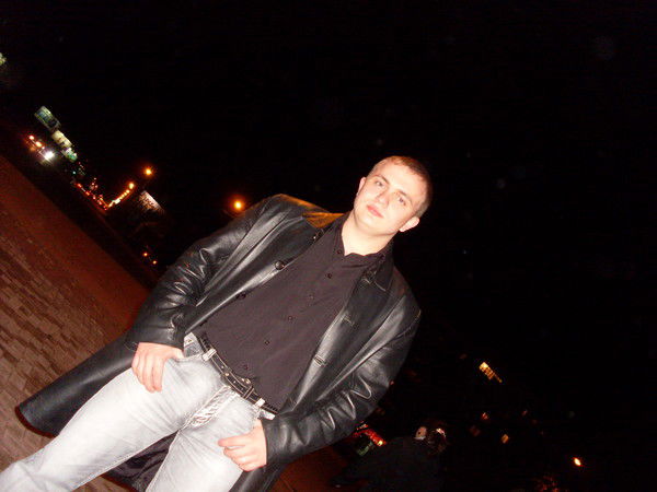 Илья Олейник