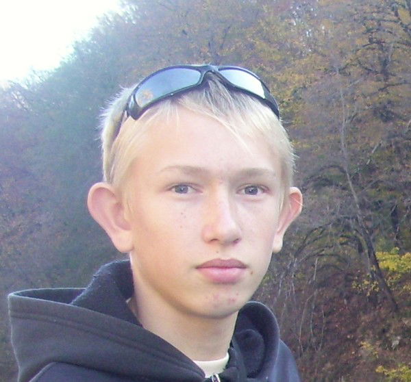 Максим Устьянцев