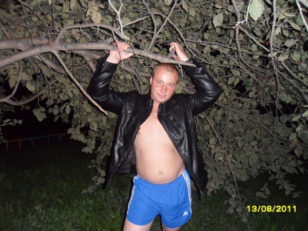 Коля Остащук