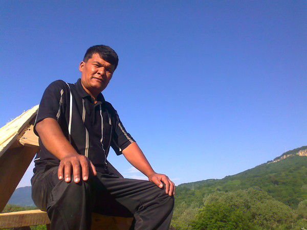 Азад Шерметов