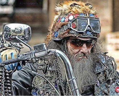 Тимон Иванов