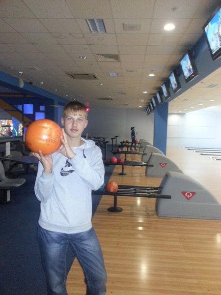 Роман Волков