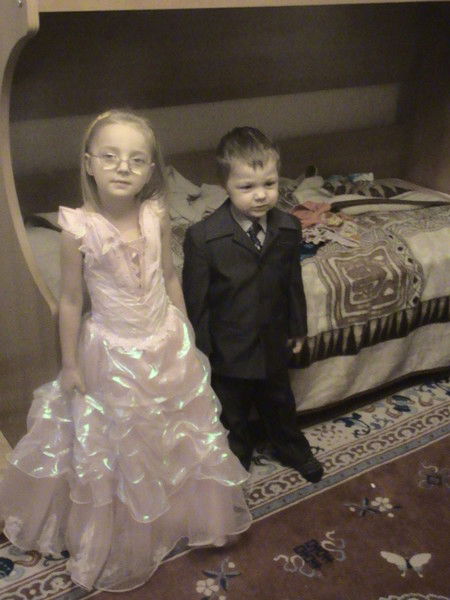 Неизвестно Неизвестно