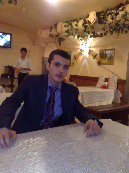 Давлатов Умиджон