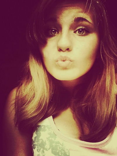 Настенка Цветова