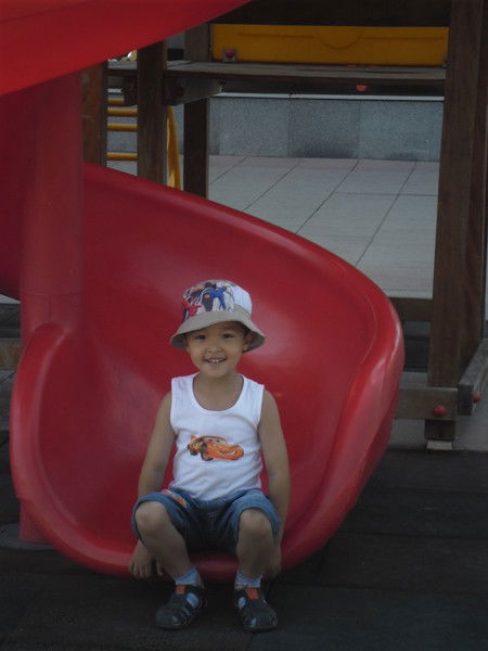 Бексултан Исаин