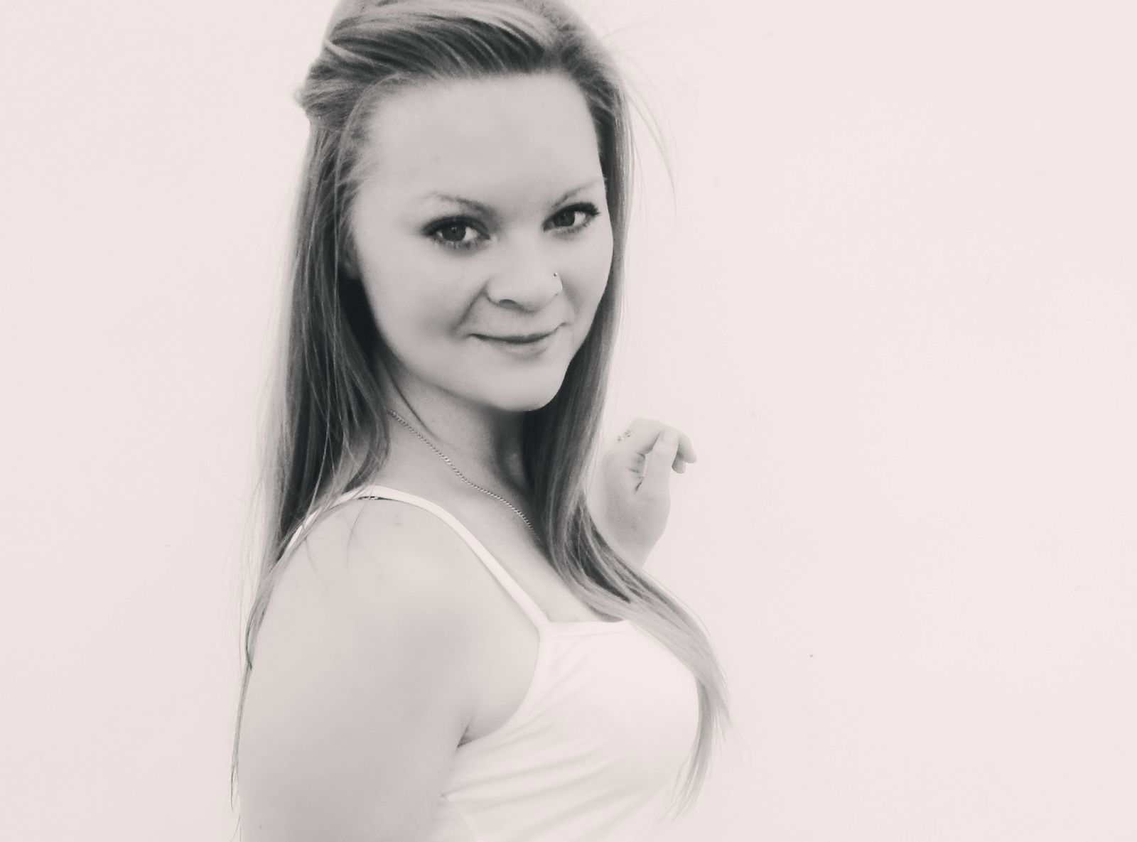 Настя Азаревич