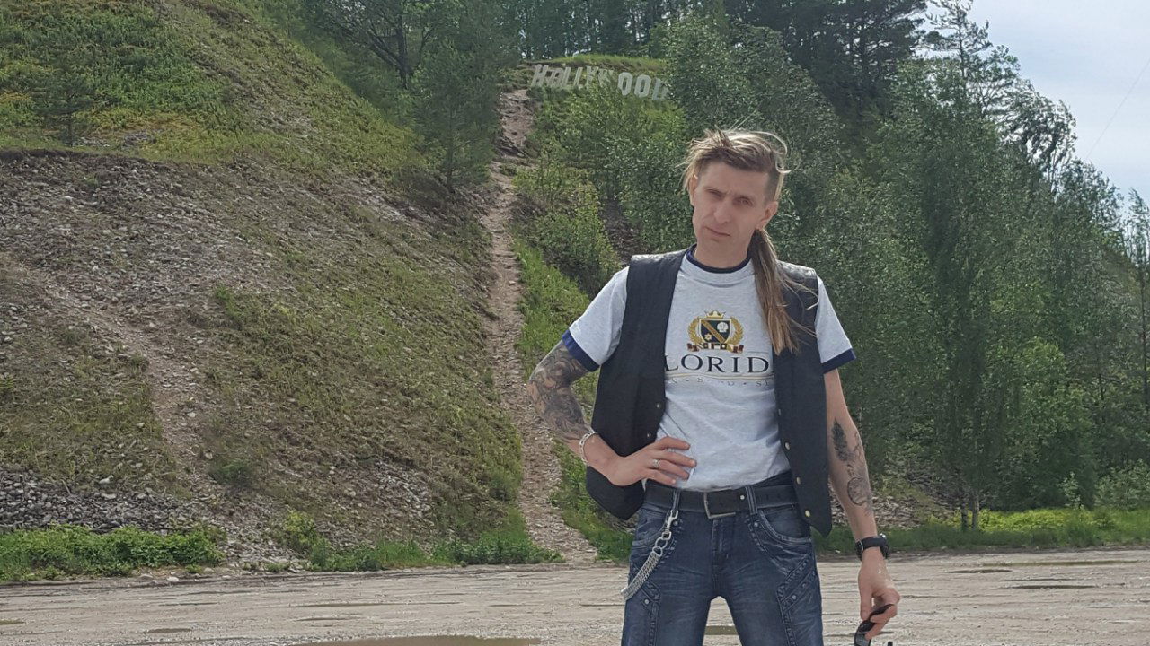 Ухожу не потому что ждут а потому что ухожу. Смотреть фото Ухожу не потому что ждут а потому что ухожу. Смотреть картинку Ухожу не потому что ждут а потому что ухожу. Картинка про Ухожу не потому что ждут а потому что ухожу. Фото Ухожу не потому что ждут а потому что ухожу