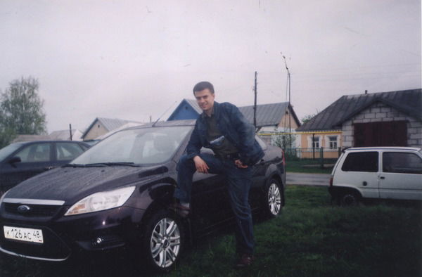 Володя Затонских