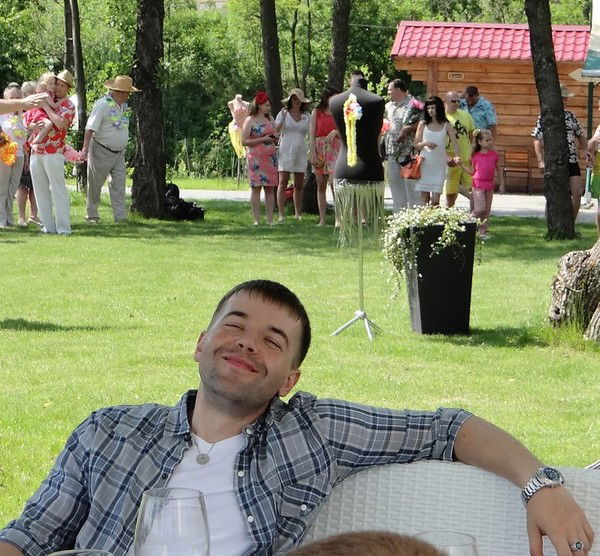 Александр Сергеев