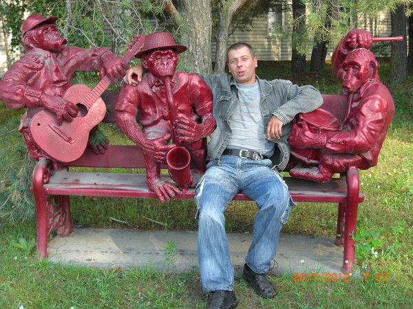 Игорь Иванов