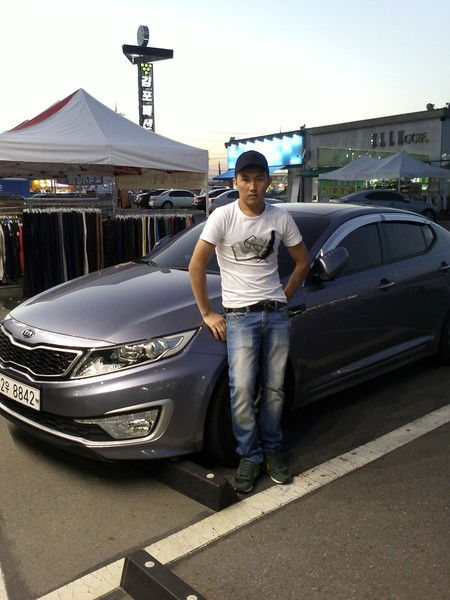 Санжар Юсупов