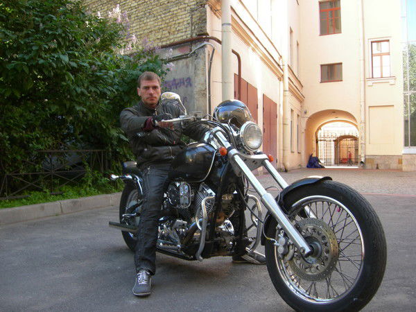 Натан Валиев