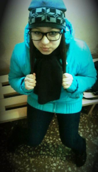 Анютка Мариева *)