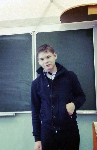 Андрей Базанов