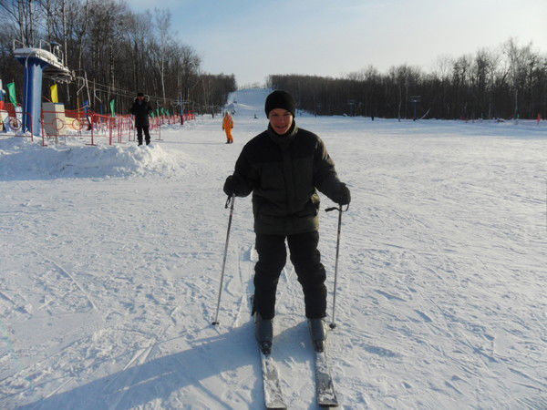 Слава Емельянов