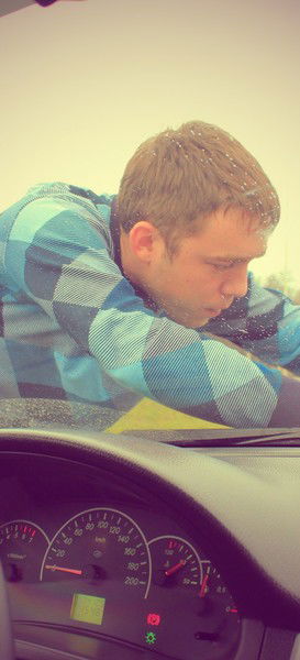 Юрий Леонтьев