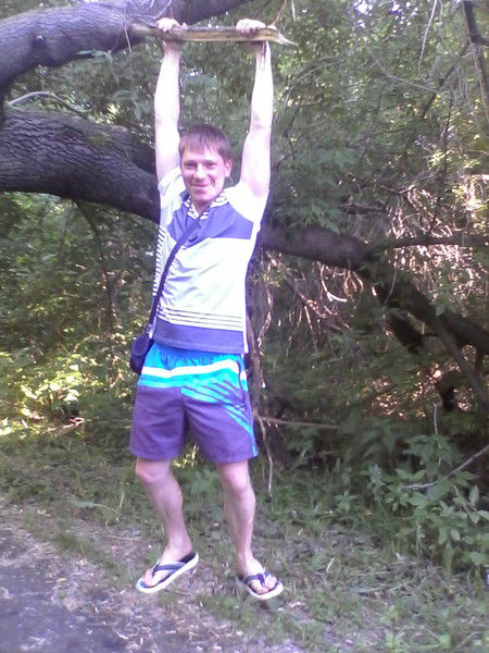 Олег Разжигаев