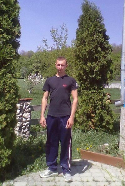 Анатолій Бондар