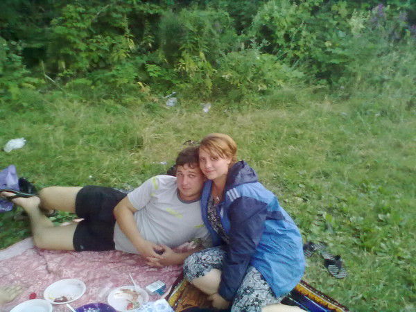 Наташа Попова