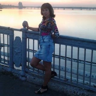 Галина Азарова