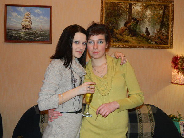 Елена Сухарникова