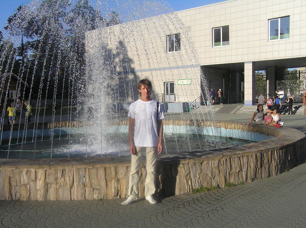 Роман Лаворов