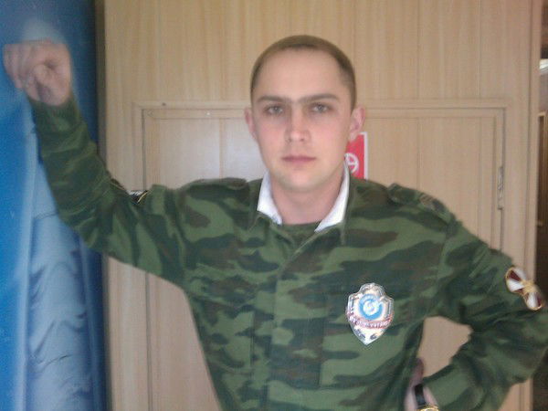 Николай Попов