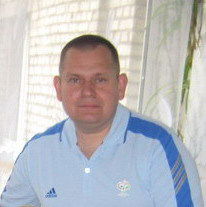 Андрей Попов