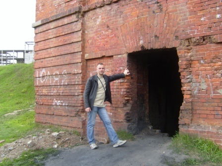 Олег Саховаров