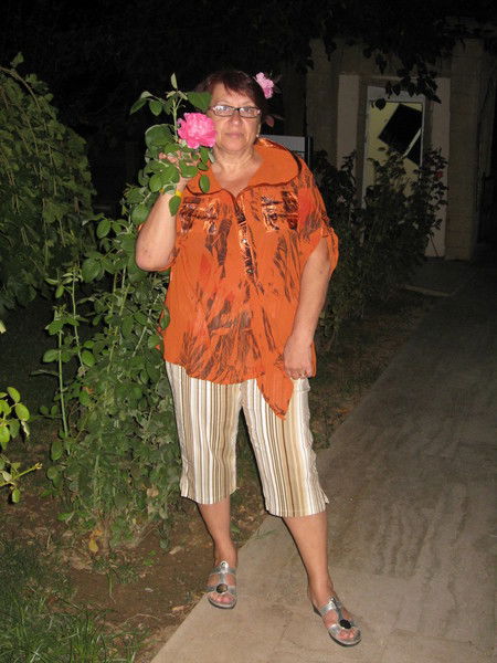 Нелли Ханбекова