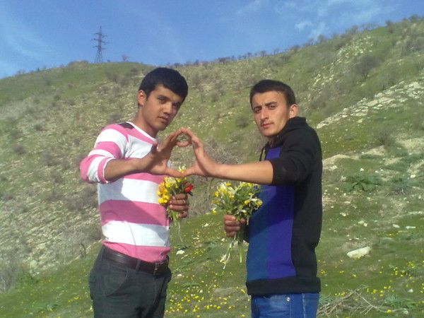 Султон Курбоназаров