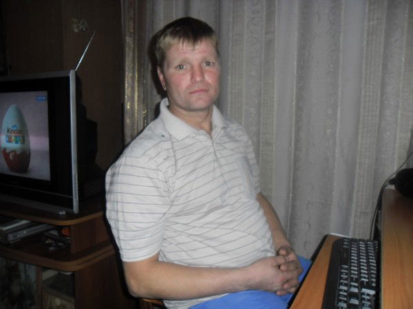 Эдуард Бобров