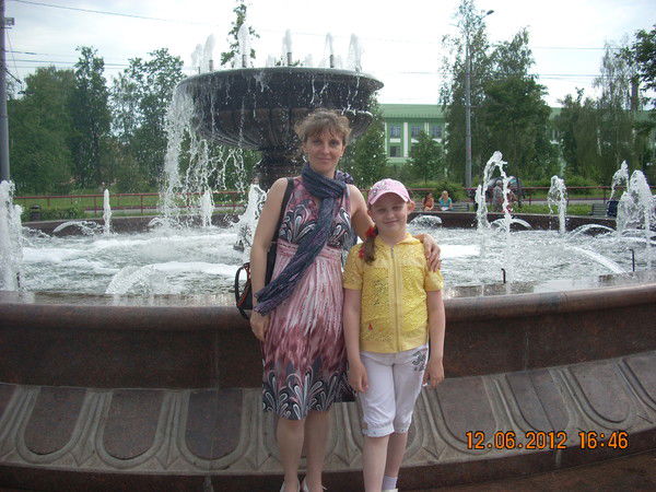 Наташа Томшакова