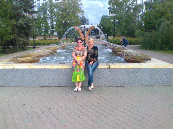 Елена Царева