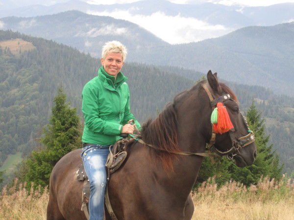 Елена Лисовая