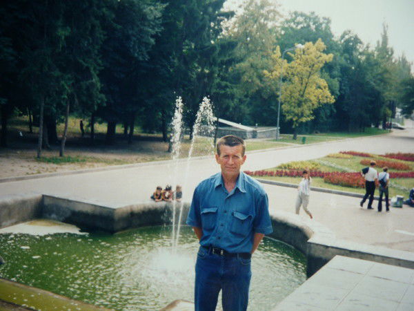 Сергей Леонов