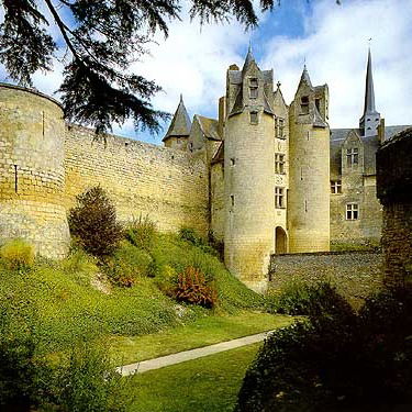 Мари Арагон