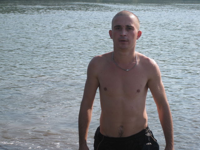 Александр Страх