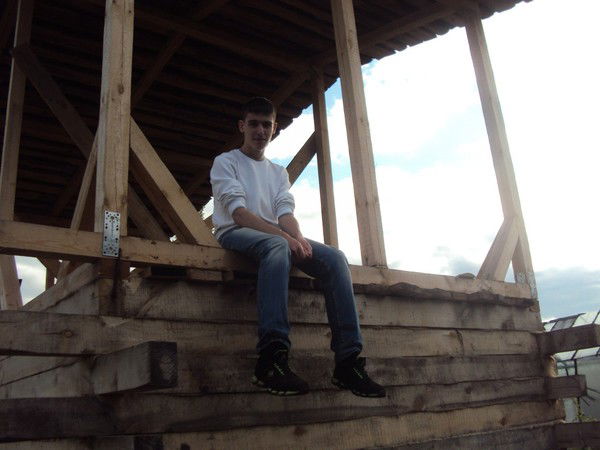 Андрей Бобров