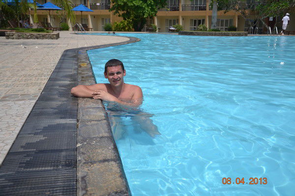 Максим Повстенко