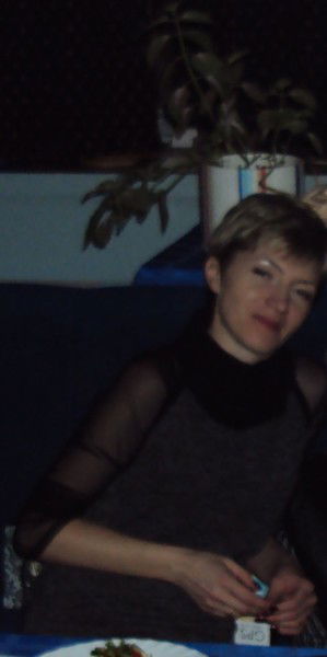 Елена Попова