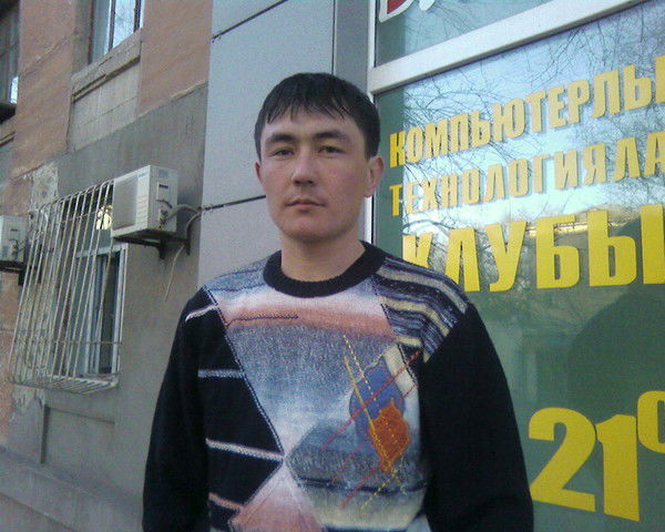 Олжас Жакупов