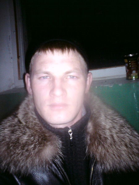 Анатолий Иванов